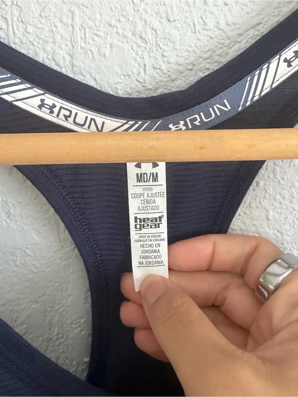 Under Armour Women's Navy Racerback Tank Size Medium